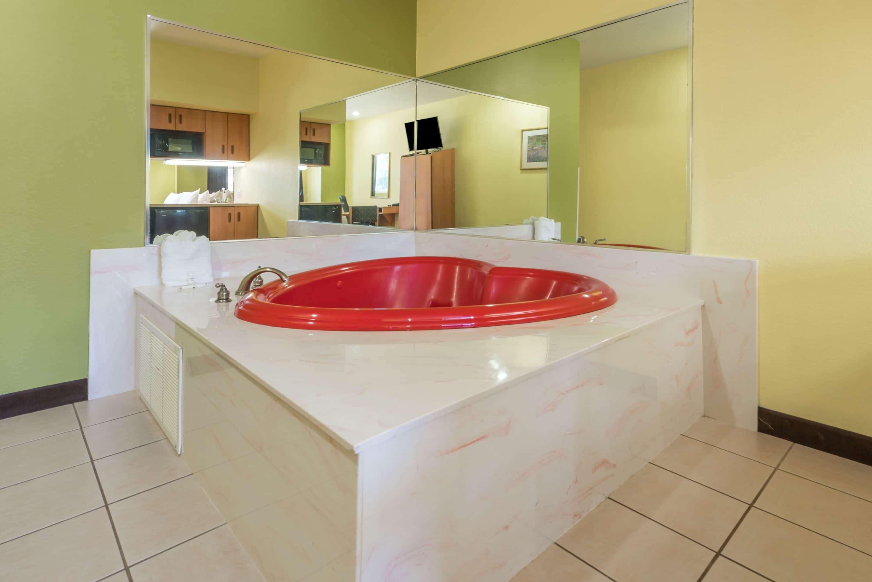 Microtel Inn & Suites By Wyndham Ft. Worth North/At Fossil Fort Worth Esterno foto