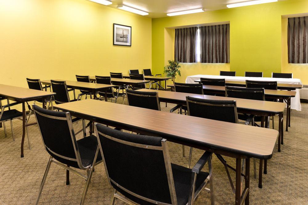 Microtel Inn & Suites By Wyndham Ft. Worth North/At Fossil Fort Worth Esterno foto